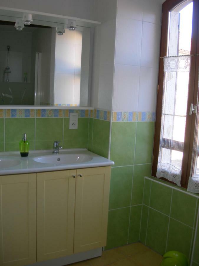 Sous La Glycine Bed & Breakfast Mielan ภายนอก รูปภาพ