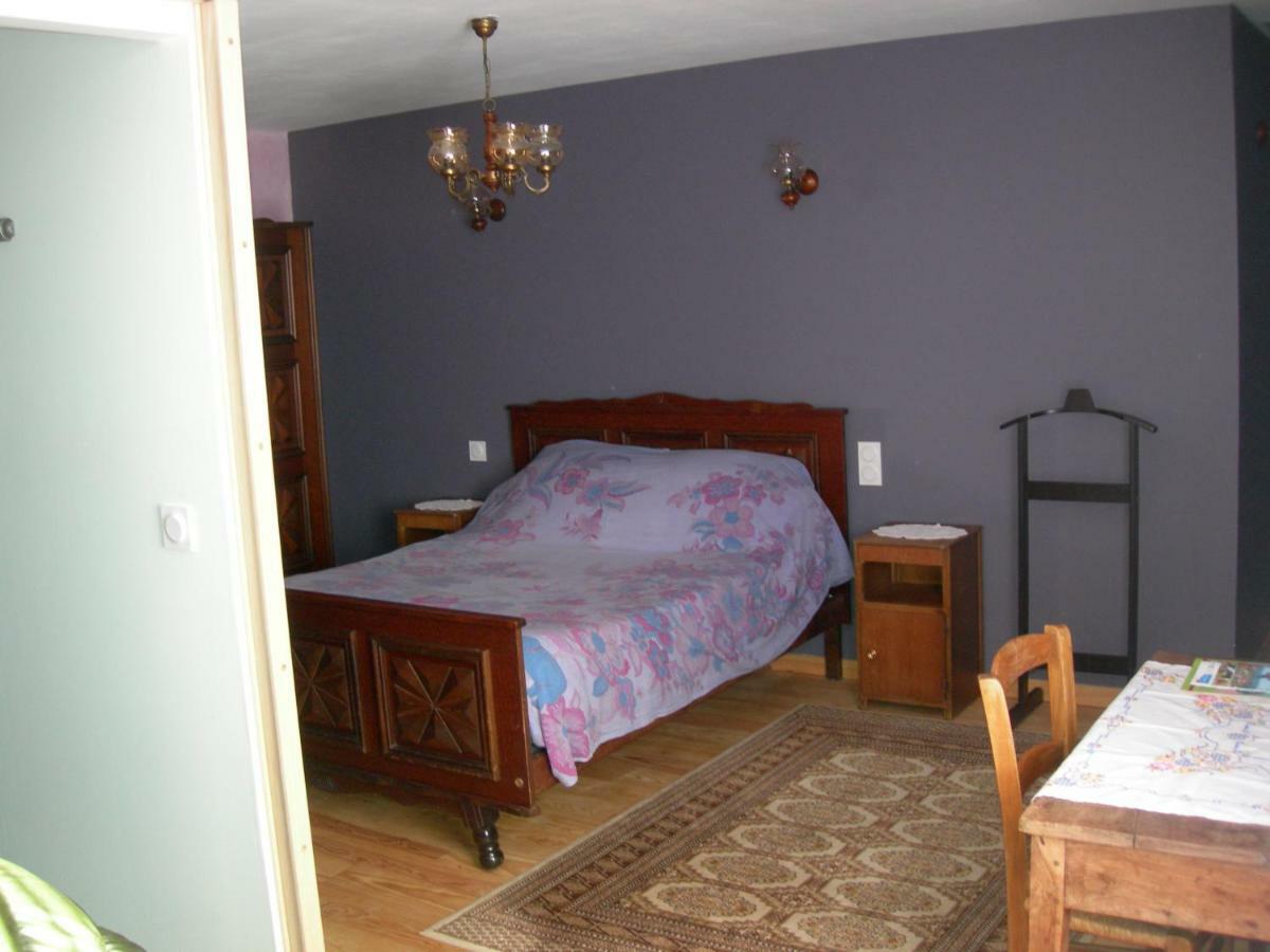 Sous La Glycine Bed & Breakfast Mielan ภายนอก รูปภาพ